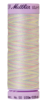 Katoenen naaigaren: Silk Finish Cotton multicolour dikte 50 100m klosje kleur 9826 - Amann Group Mettler