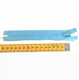 Pants / skirt zipper LIGHT BLUE / TURQOISE closed end 15cm long plastic size 3