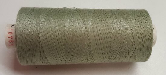 Alterfil S sewing thread and overlocking thread - with Anti-wrinkle coating for smooth seams - spool 1000m - LIGHT OLIVE GREEN