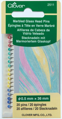 Mooie fijne glaskopspelden met marmer look kopjes - pakje van 20 spelden 0,5 x 36mm