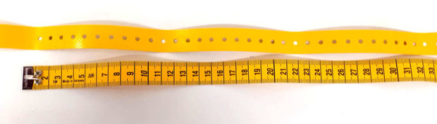 Taille centimeter band 150cm lang met haakje en gaatjes