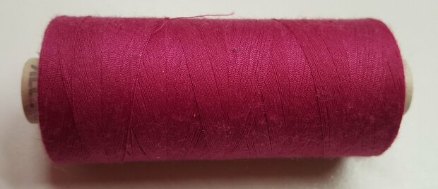 Alterfil S sewing thread and overlocking thread - with Anti-wrinkle coating for smooth seams - spool 1000m - FUCHSIA PINK colou