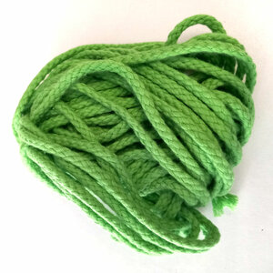 Hoodie-capuchon koord APPELGROEN katoen 4mm doorsnee zakje 10m 